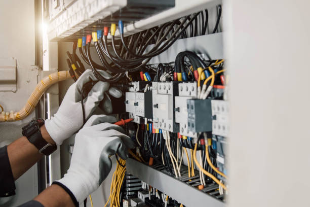  Uhland, TX Electrician Pros